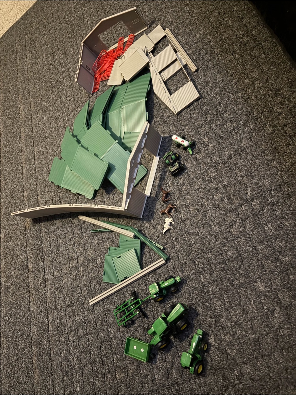 John deere machine shed play set